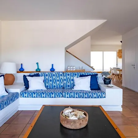 Caials House * カダケス