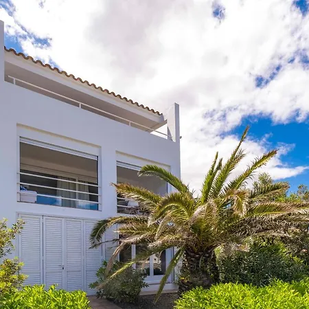 Caials House カダケス